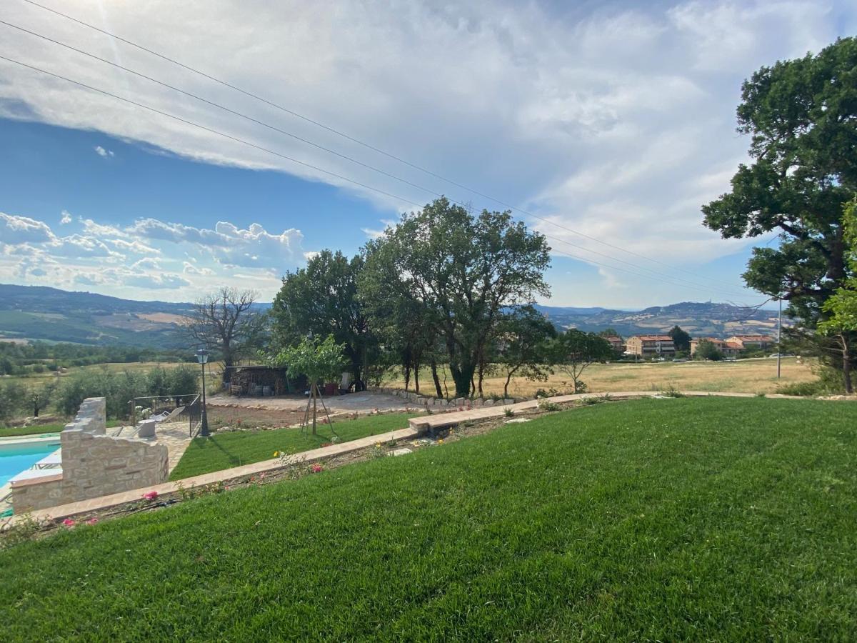 Appartamento Dell Agriturismo Pane E Olio Тоди Екстериор снимка